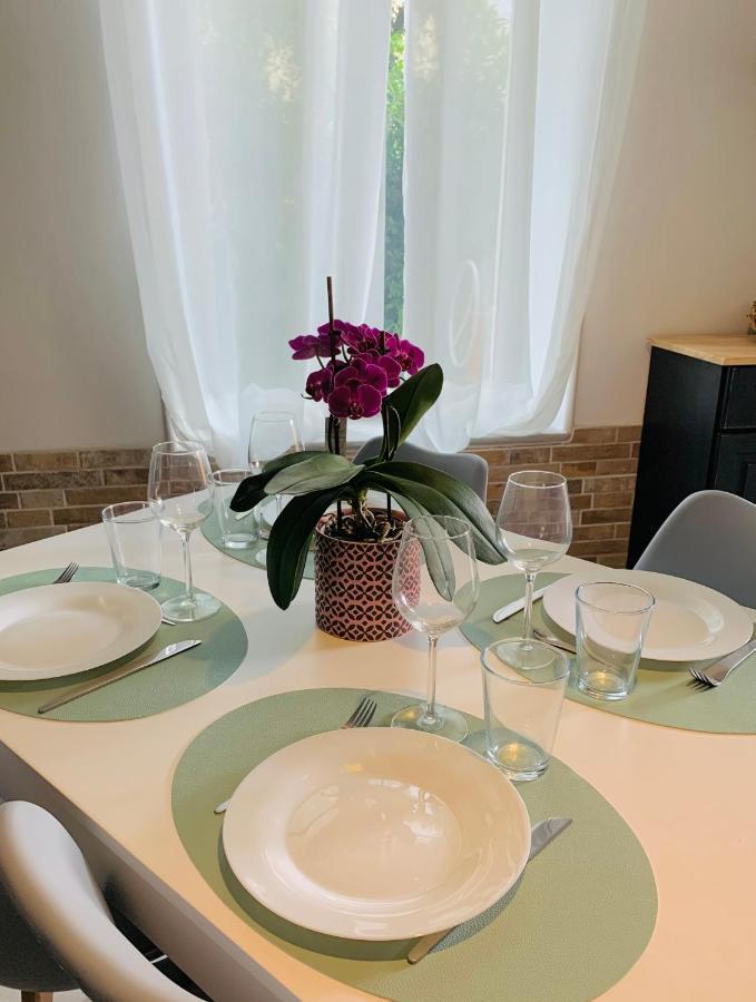 Appartement avec jardin et Spa privatifs Cazouls-lès-Béziers Extérieur photo
