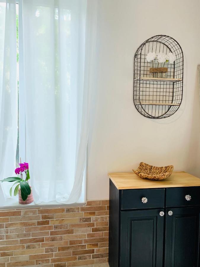 Appartement avec jardin et Spa privatifs Cazouls-lès-Béziers Extérieur photo